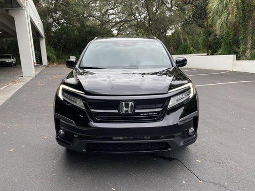 2022 Honda Pilot AWD Black Edition