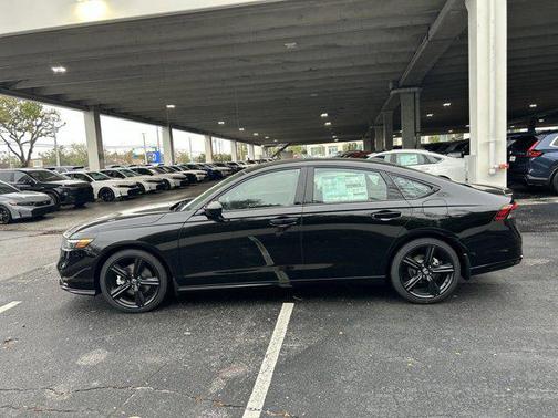 2025 Honda Accord Hybrid Base