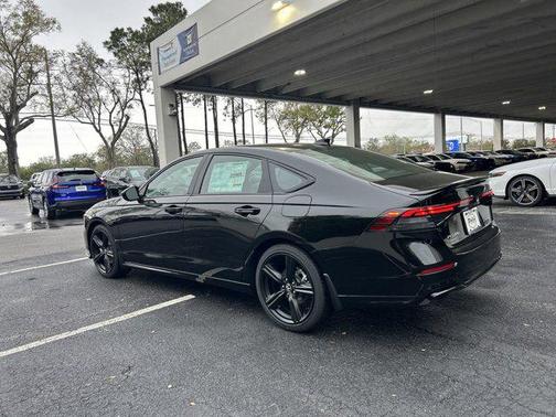 2025 Honda Accord Hybrid Base