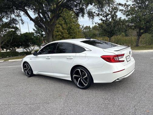 2022 Honda Accord Hybrid Base