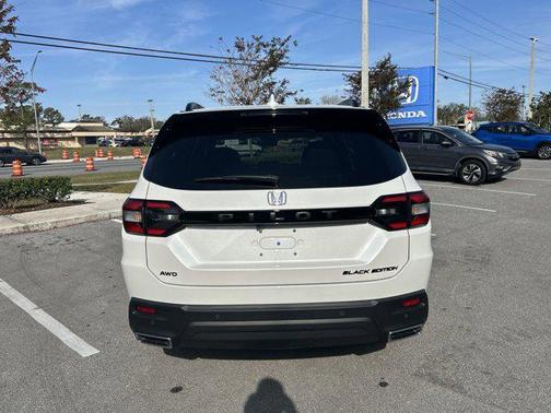 2025 Honda Pilot Black Edition