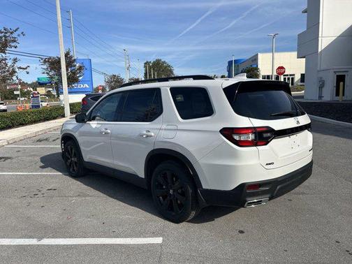 2025 Honda Pilot Black Edition