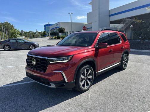 2025 Honda Pilot Touring 8-Passenger