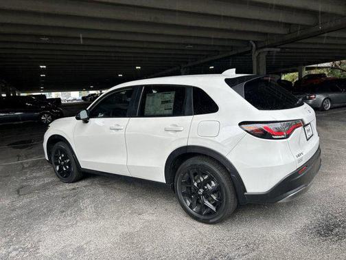 2025 Honda HR-V 2WD Sport