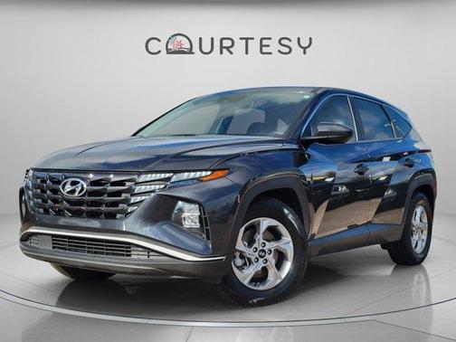 2022 Hyundai TUCSON SE