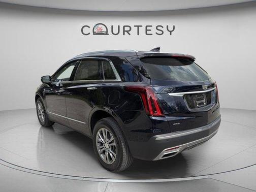 Dark Moon Blue Metallic 2021 Cadillac XT5 Premium Luxury