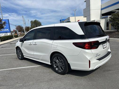2025 Honda Odyssey Touring