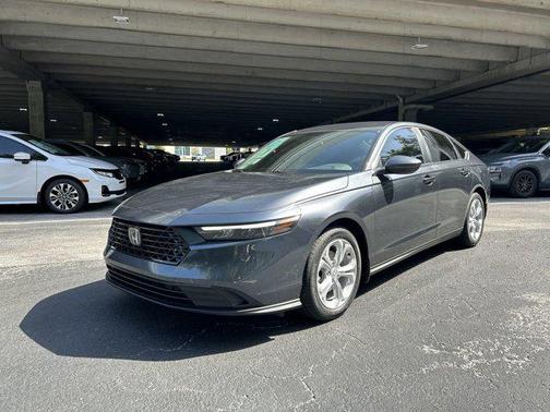 2025 Honda Accord LX 1.5T