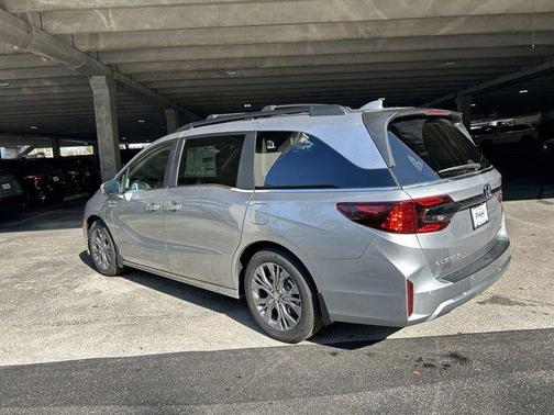 2025 Honda Odyssey Touring