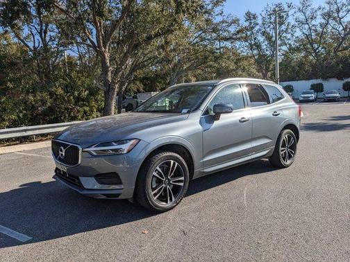 2020 Volvo XC60 T6 Momentum
