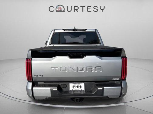 2022 Toyota Tundra Hybrid Platinum