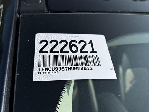 2022 Ford Escape Titanium
