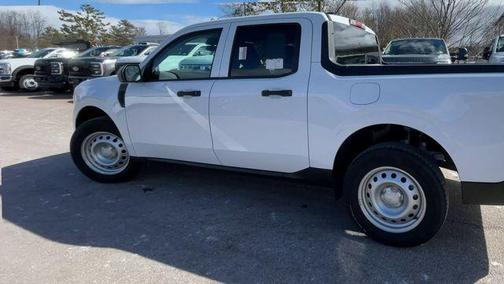 2025 Ford Maverick XL