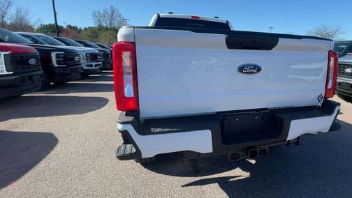 OXFORD WHITE 2026 Ford F-350 XL