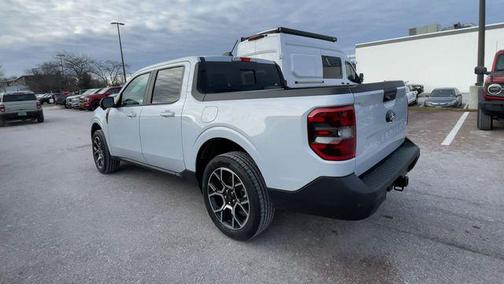 2025 Ford Maverick Lariat