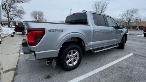 ICONIC SILVER METALLIC 2025 Ford F-150 XLT