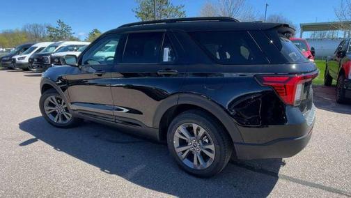 AGATE BLACK METALLIC 2026 Ford Explorer Active w/200A Pkg
