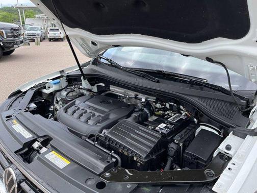 2022 Volkswagen Tiguan 2.0T SE R-Line Black 4MOTION