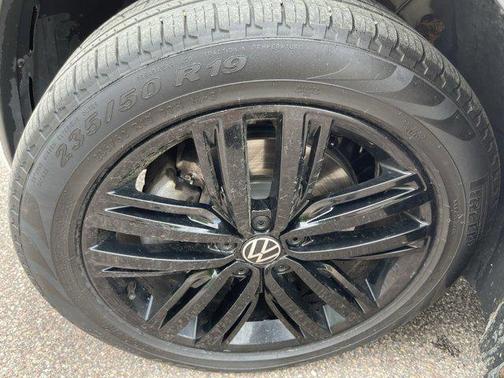 2022 Volkswagen Tiguan 2.0T SE R-Line Black 4MOTION