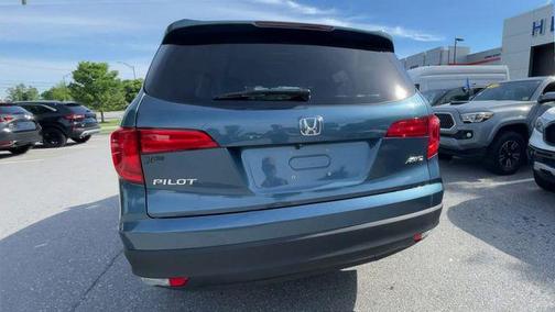 Blue 2018 Honda Pilot EX