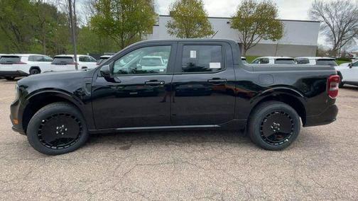 SHADOW BLACK 2026 Ford Maverick Lobo Standard