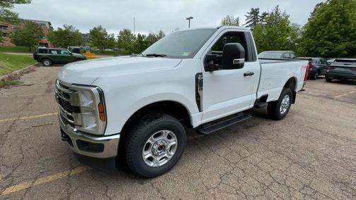 2025 Ford F-350 XLT