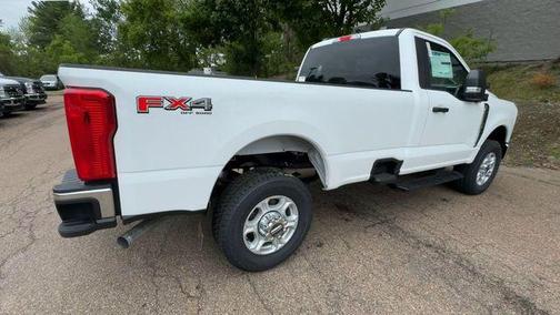 2025 Ford F-350 XLT