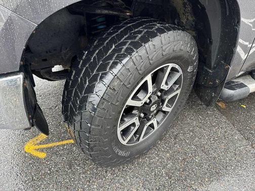 2015 Toyota Tundra SR5