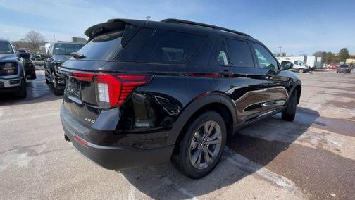 AGATE BLACK METALLIC 2026 Ford Explorer Active