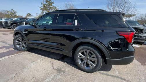 AGATE BLACK METALLIC 2026 Ford Explorer Active