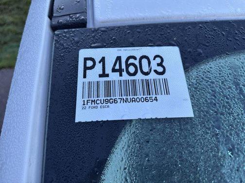 2022 Ford Escape SE