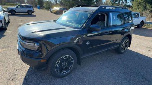 SHADOW BLACK 2026 Ford Bronco Sport Outer Banks