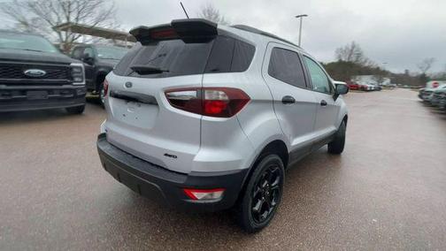MOONDUST SILVER METALLIC 2022 Ford EcoSport SES
