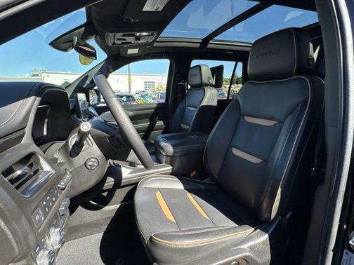 2022 GMC Yukon 4WD AT4