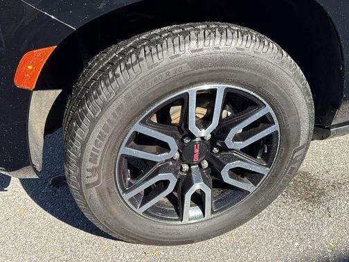 2022 GMC Yukon 4WD AT4