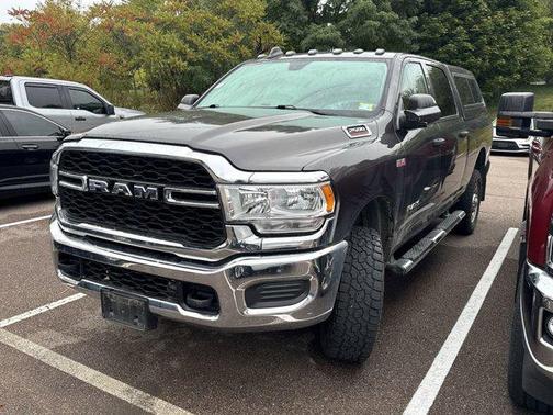 2019 RAM 2500 Tradesman Crew Cab 4x4 6'4' Box