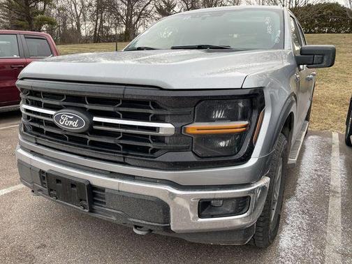 ICONIC SILVER METALLIC 2025 Ford F-150 XLT