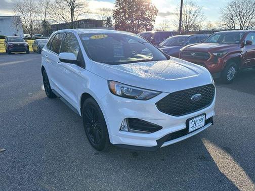 2022 Ford Edge ST Line