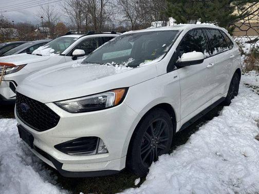 2022 Ford Edge ST Line