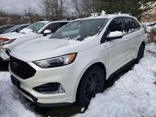 2022 Ford Edge ST Line