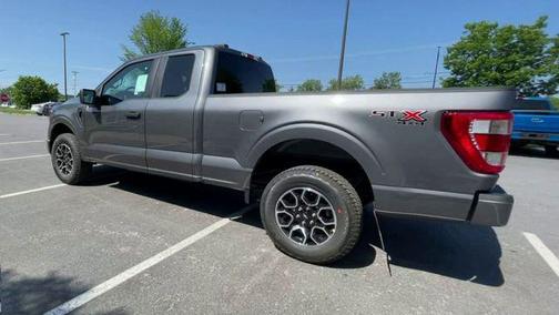 CARBONIZED GRAY METALLIC 2023 Ford F-150 XL