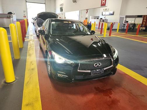 2016 INFINITI Q50 2.0T Premium