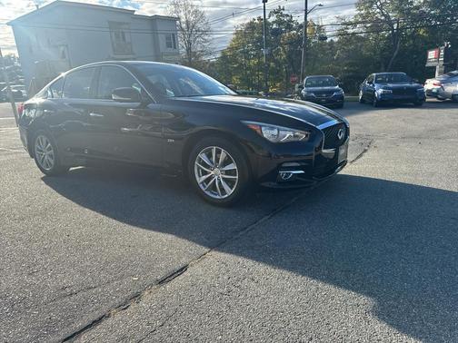 2016 INFINITI Q50 2.0T Premium