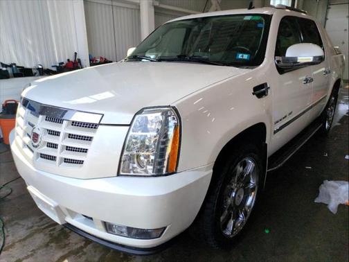 2012 Cadillac Escalade EXT Luxury