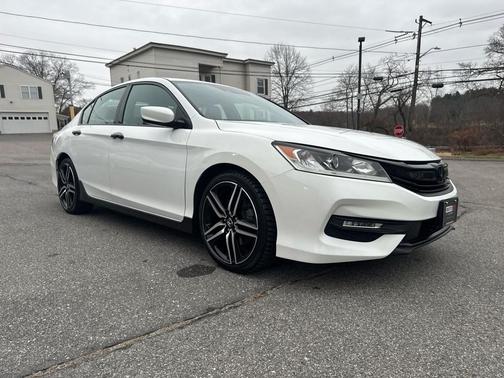 2017 Honda Accord Sport SE