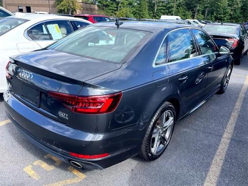 2018 Audi A4 2.0T Premium Plus