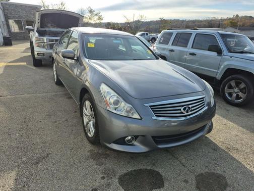 2013 INFINITI G37x Base