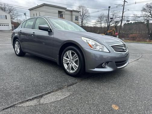 2013 INFINITI G37x Base
