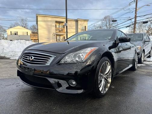 2014 INFINITI Q60 Base