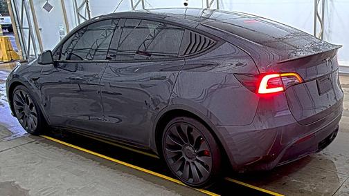 2021 Tesla Model Y Performance Dual Motor All-Wheel Drive